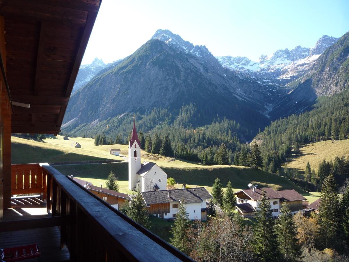 Gasthaus Alpenrose Gramais Exterior foto